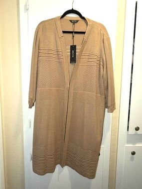 NWT Orig. $498 Misook Designer tan open weave accent Cardigan size 1X
